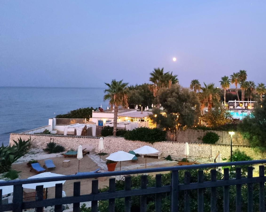 Aurelia Sea View Bed & Breakfast Torre Canne Exterior foto